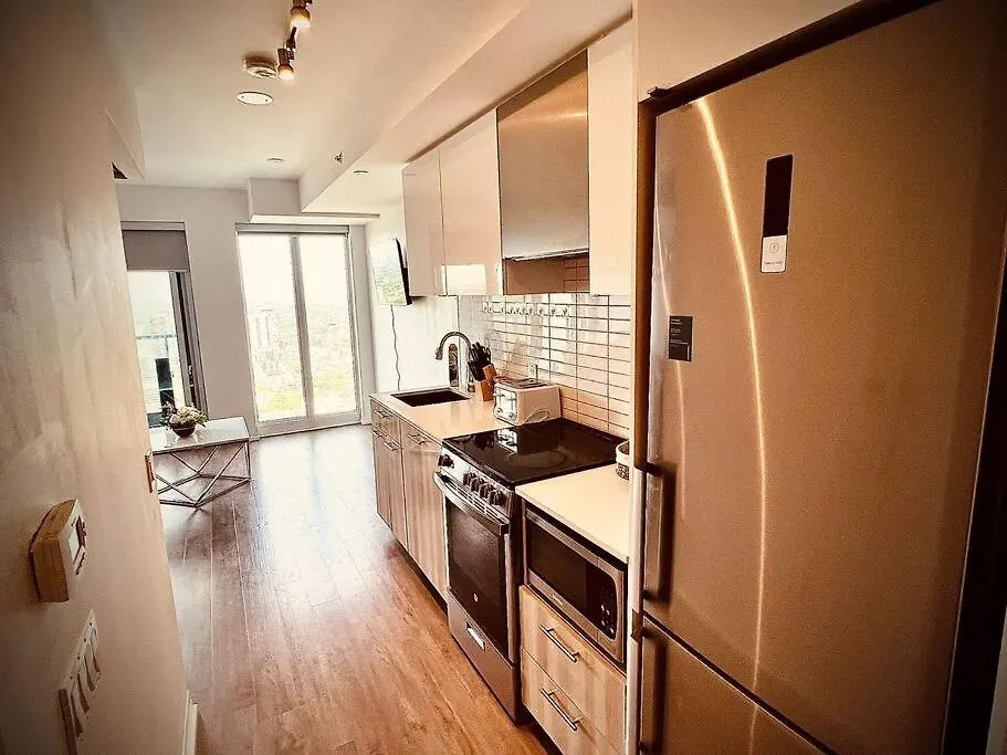 Stylish Luxe Apartment 1 Bedrom With Sofa Bed トロント
