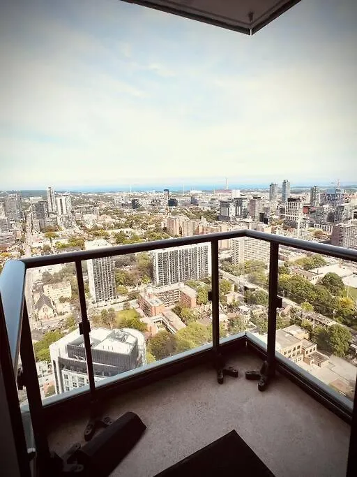 Stylish Luxe Apartment 1 Bedrom With Sofa Bed トロント