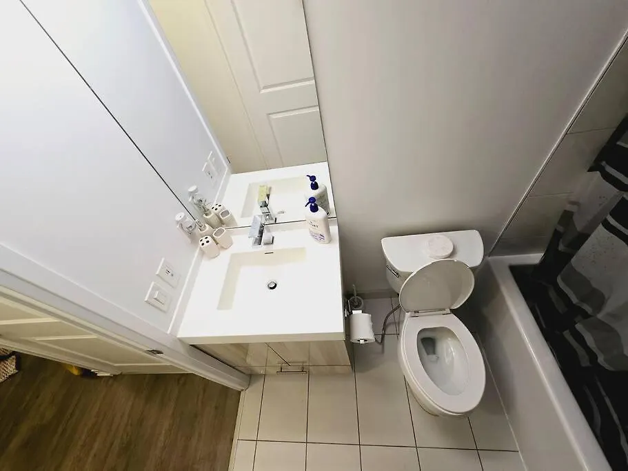 Stylish Luxe Apartment 1 Bedrom With Sofa Bed トロント